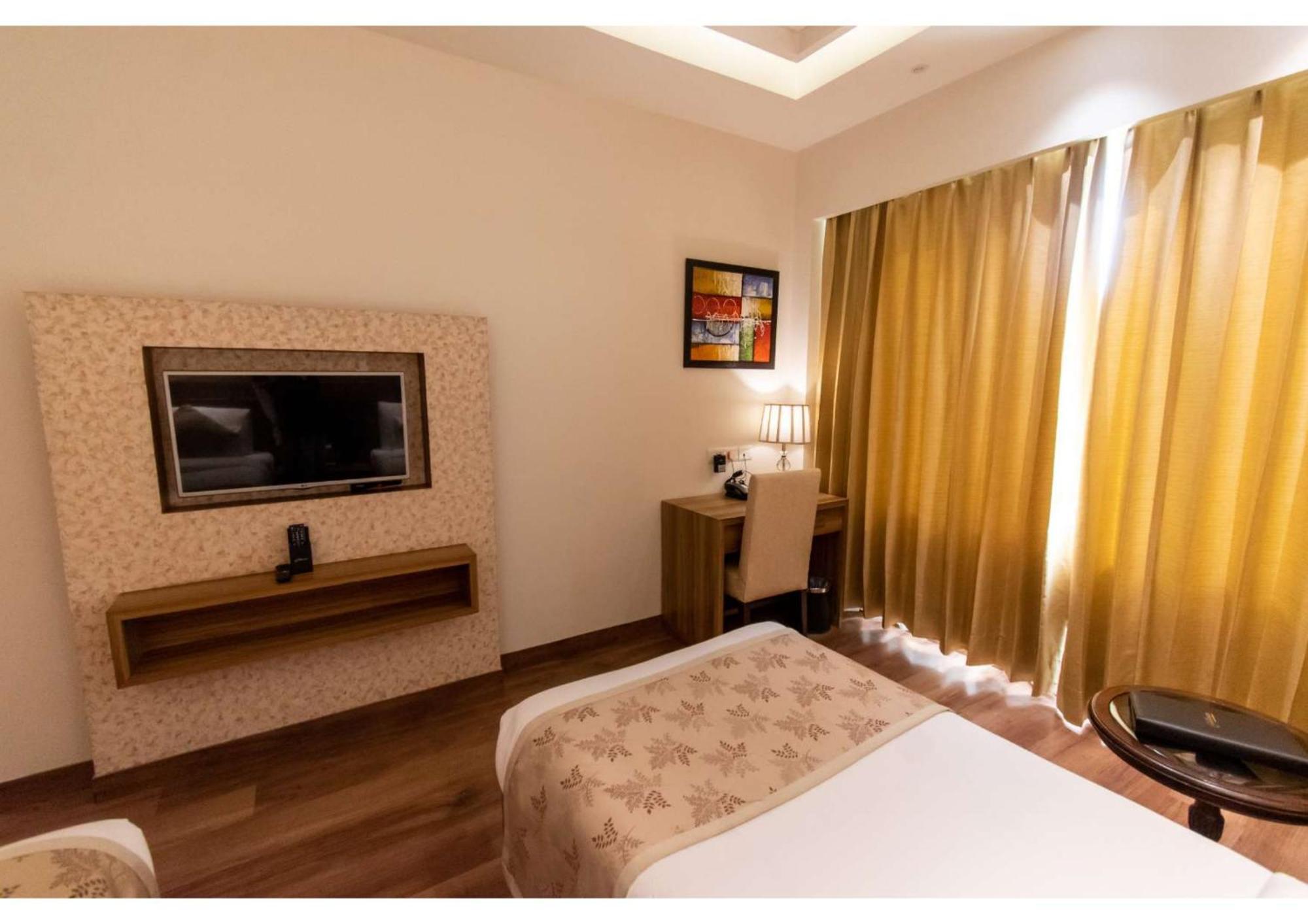The Grand Ambassador Hotel Phagwara Luaran gambar