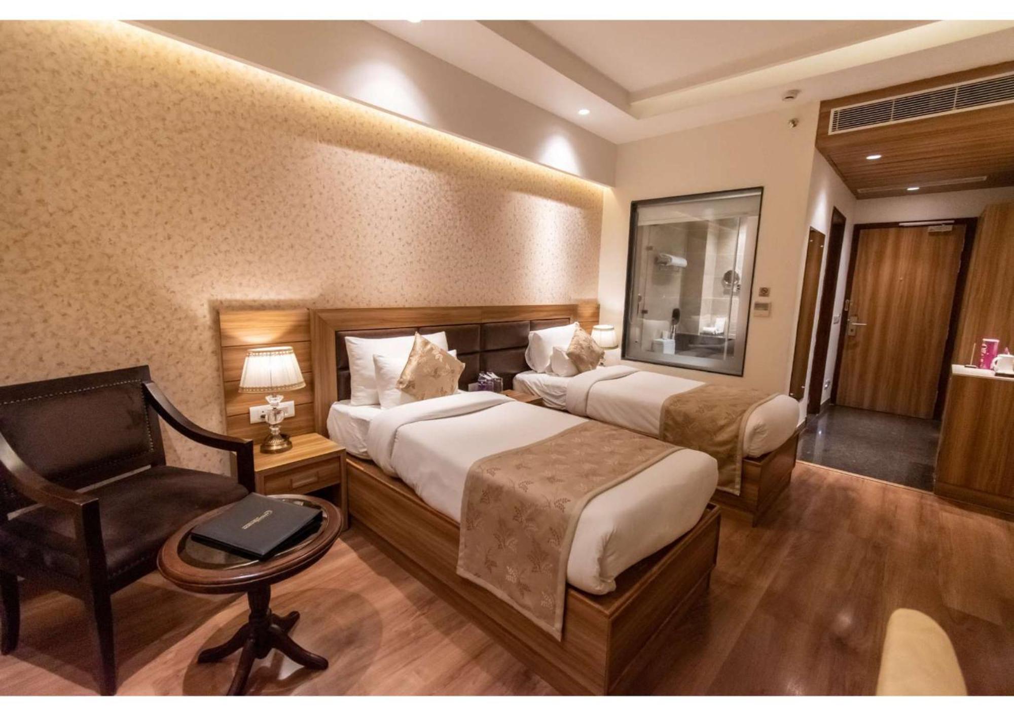 The Grand Ambassador Hotel Phagwara Luaran gambar