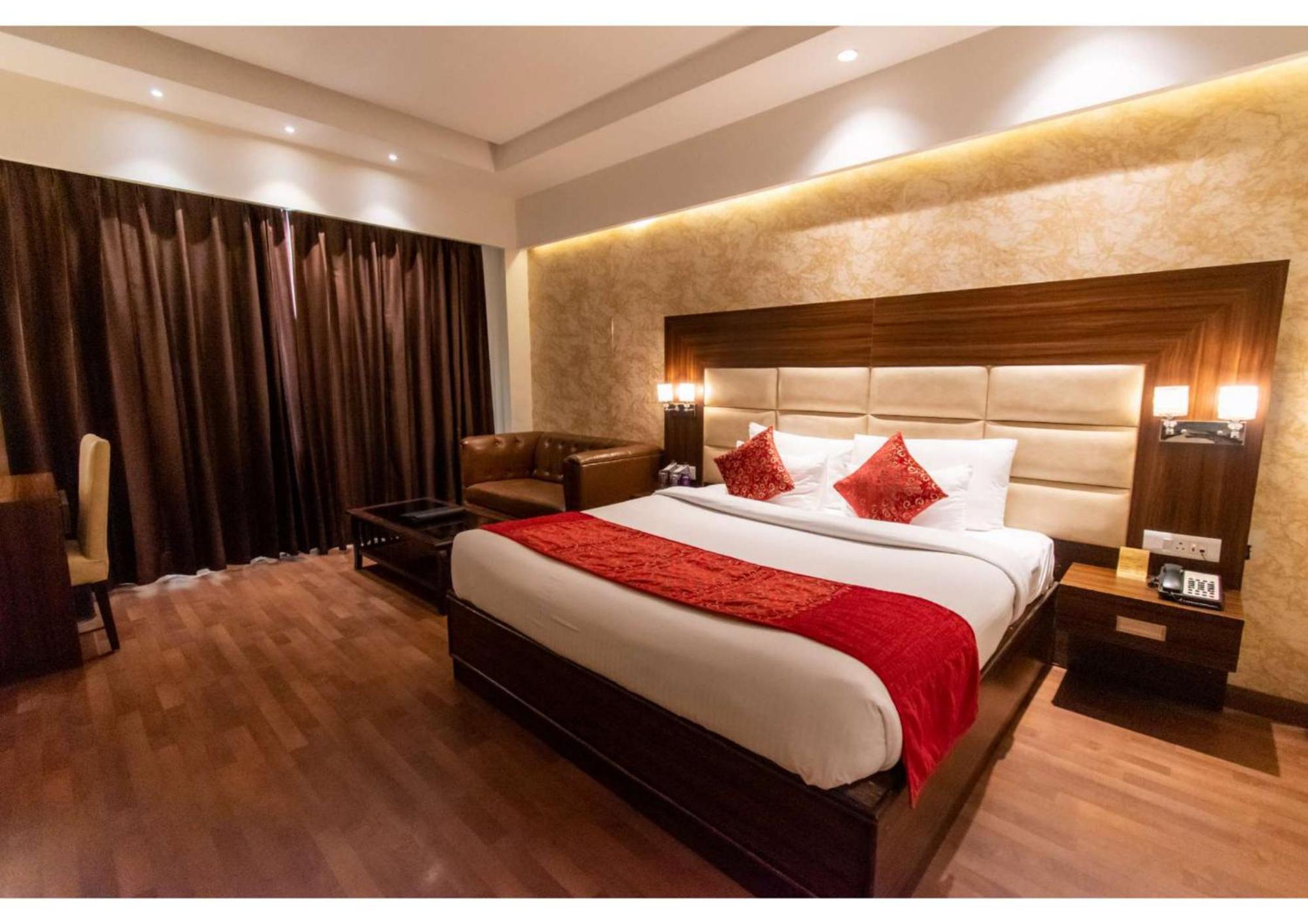 The Grand Ambassador Hotel Phagwara Luaran gambar