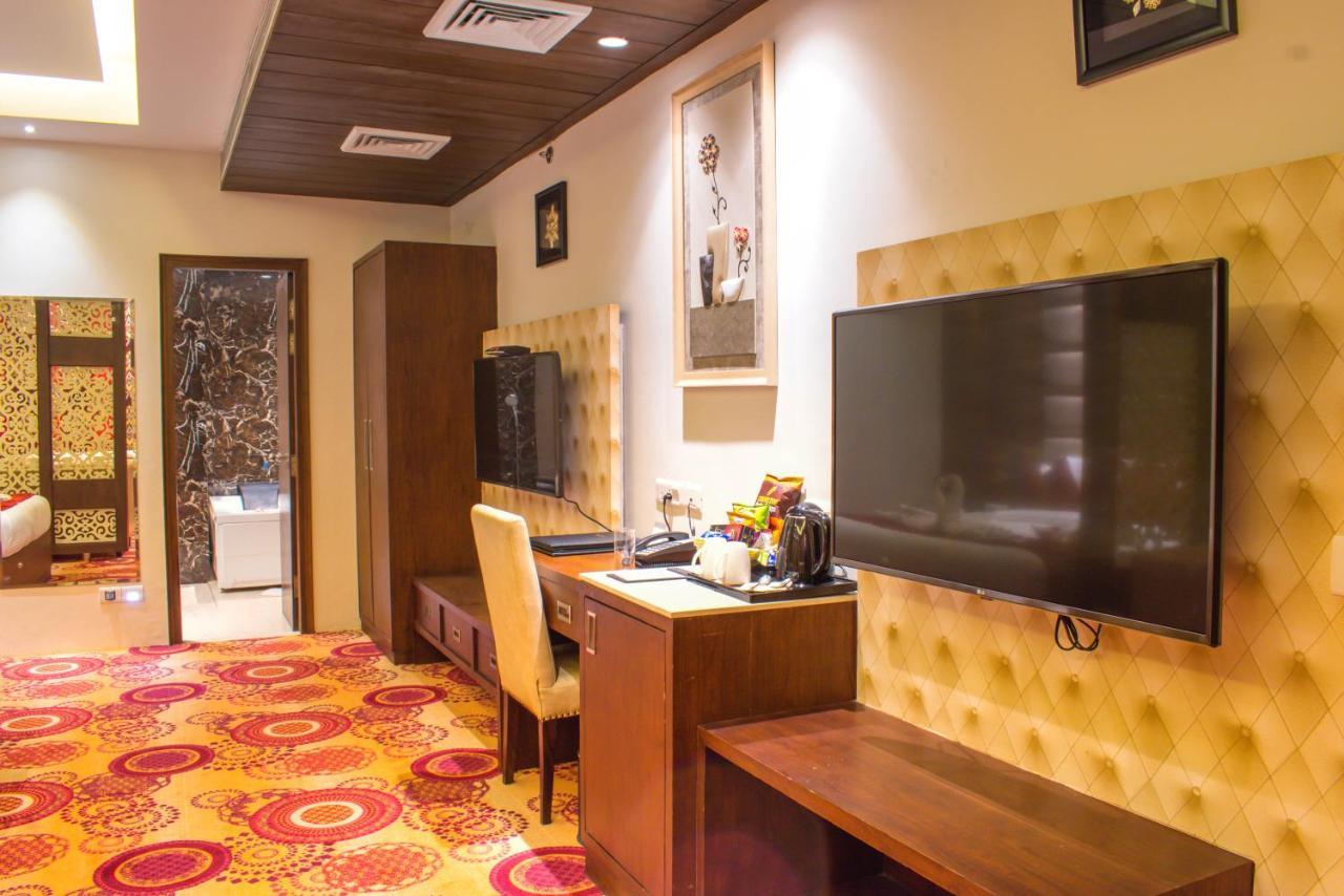 The Grand Ambassador Hotel Phagwara Luaran gambar